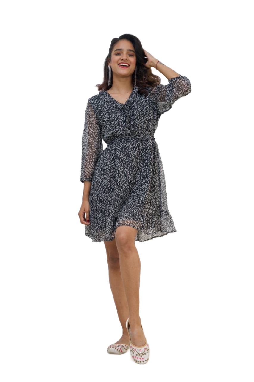 Black & White Knee-length Geometric Chiffon Dress